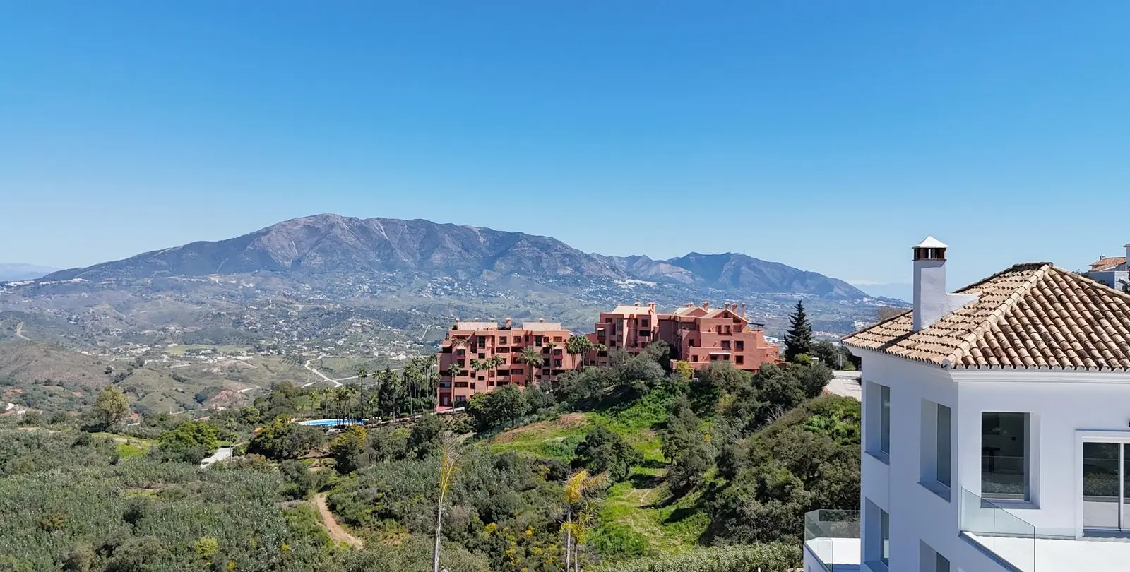 Venta de villa independiente en La Mairena 5