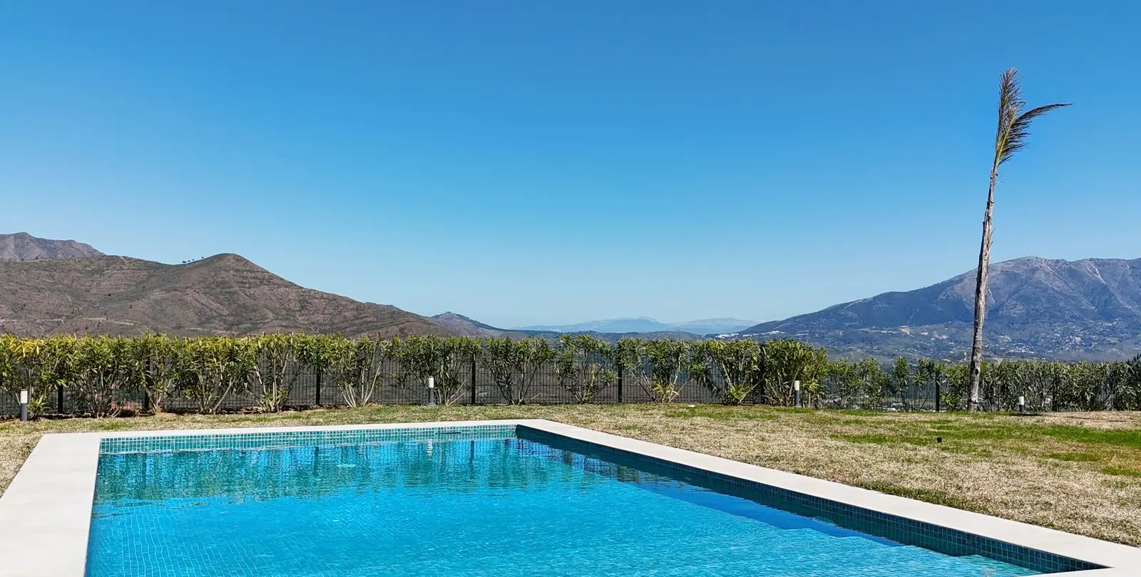 Venta de villa independiente en La Mairena 7