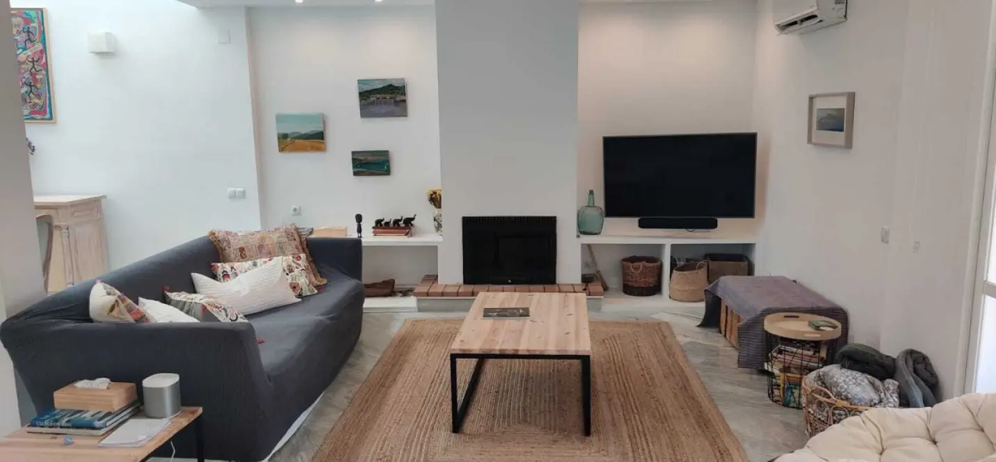 Long-term rent of townhouse in Estepona 1