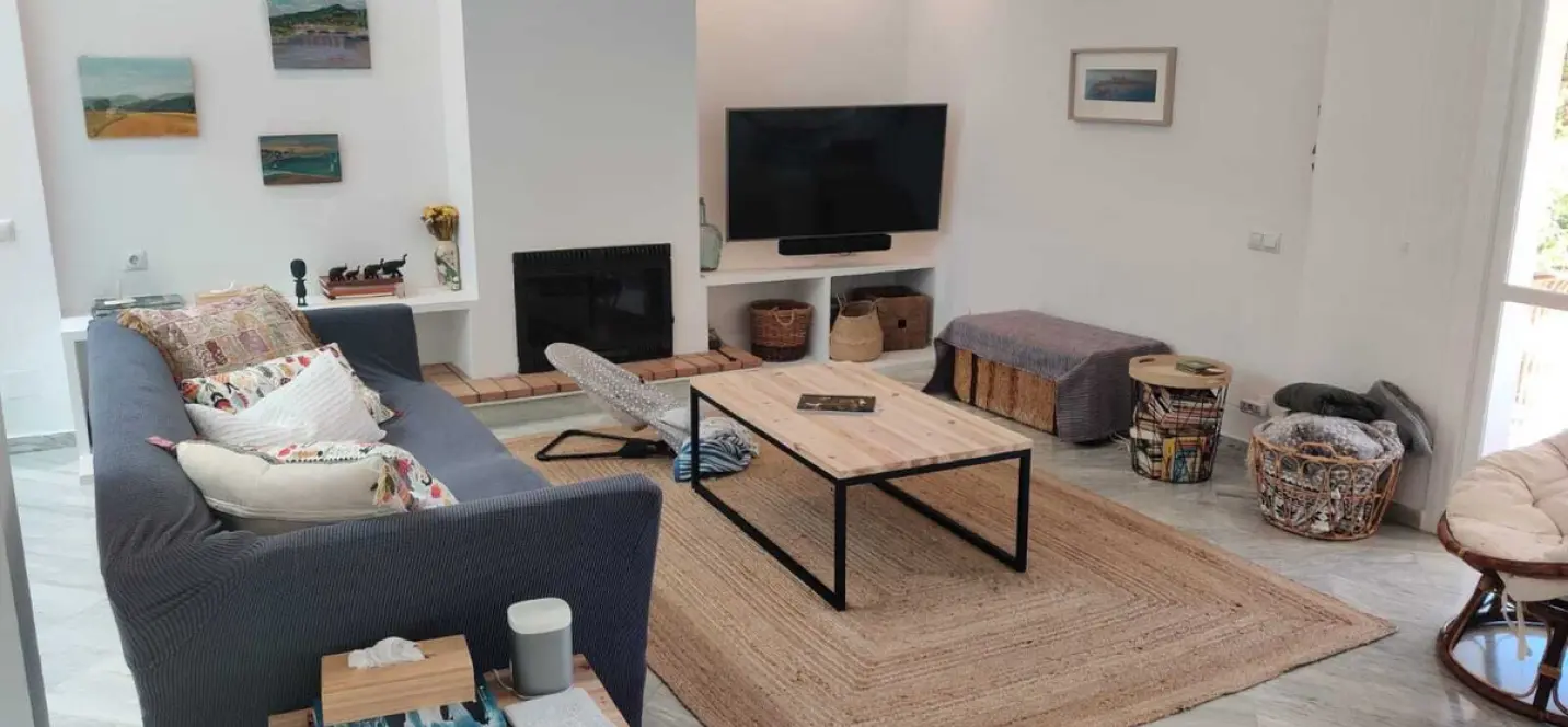 Long-term rent of townhouse in Estepona 3