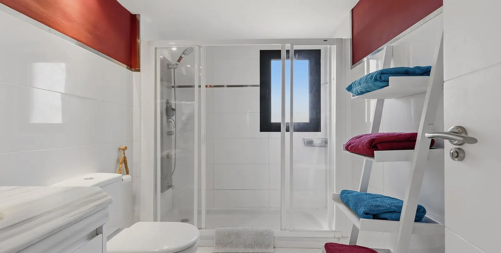 Продажа апартаментов на первом этаже в Doña Julia 26