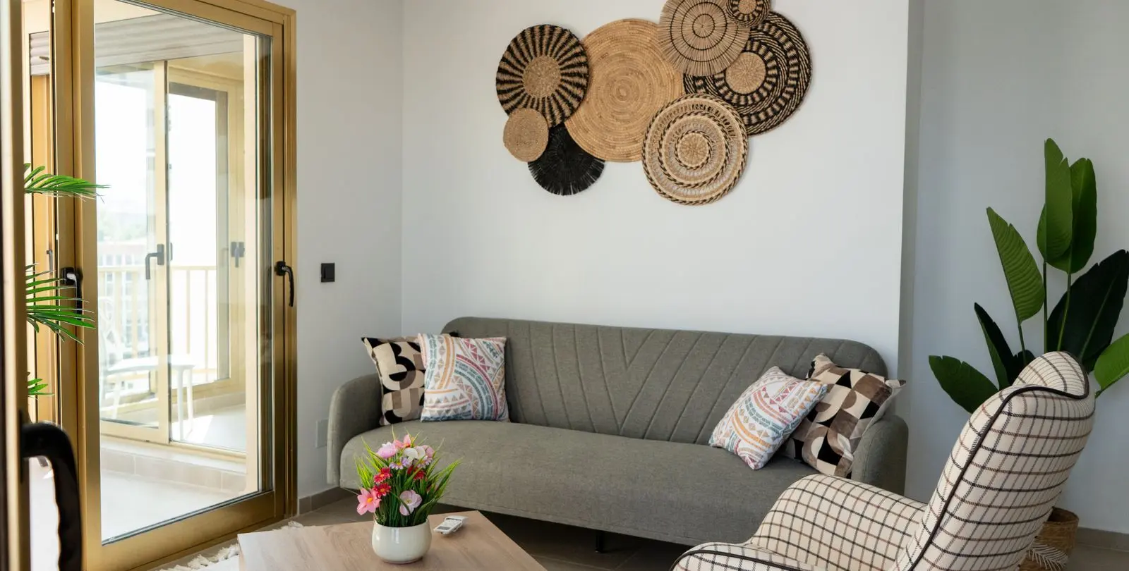 Sale of middle floor apartment in Fuengirola 10