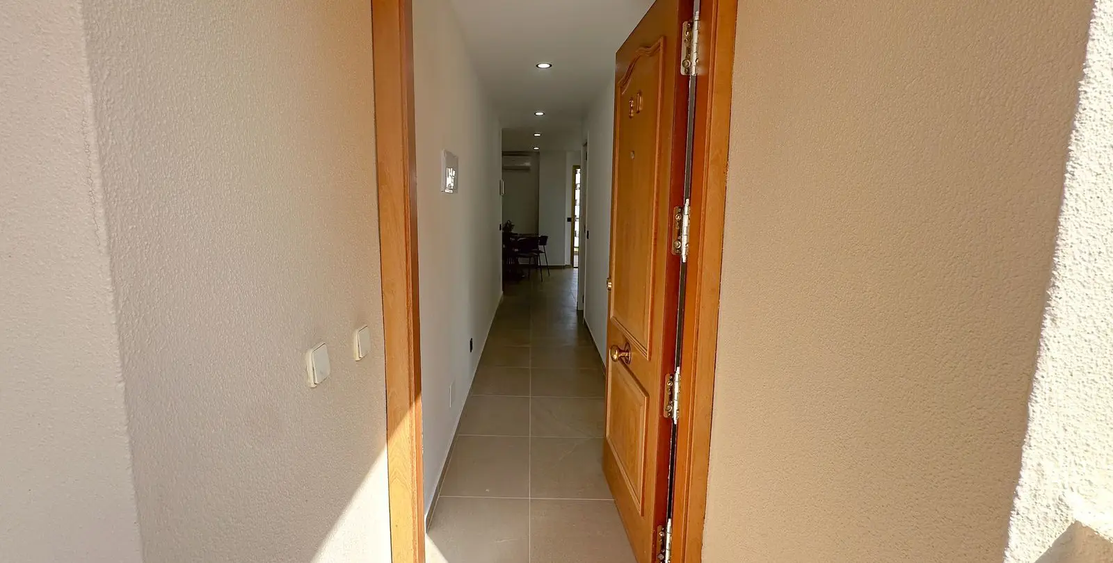 Sale of middle floor apartment in Fuengirola 34