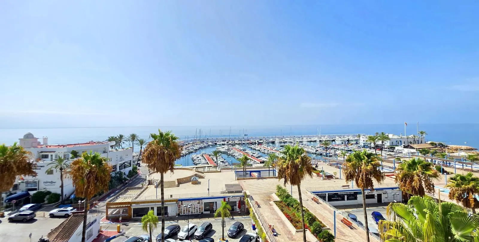 Продажа апартаментов на среднем этаже в Marbella 2