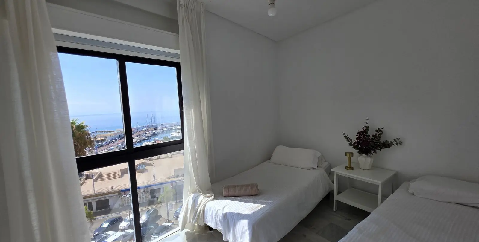 Продажа апартаментов на среднем этаже в Marbella 3
