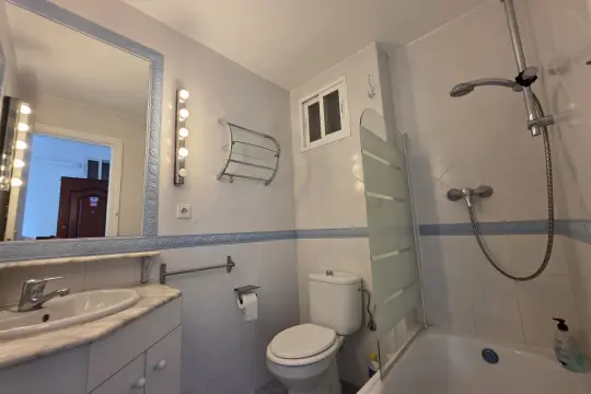 Image 4 thumb
