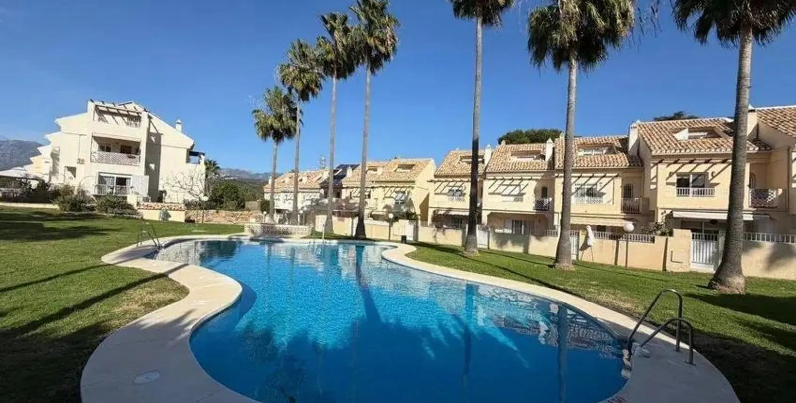 Продажа таунхауса в Marbella 1