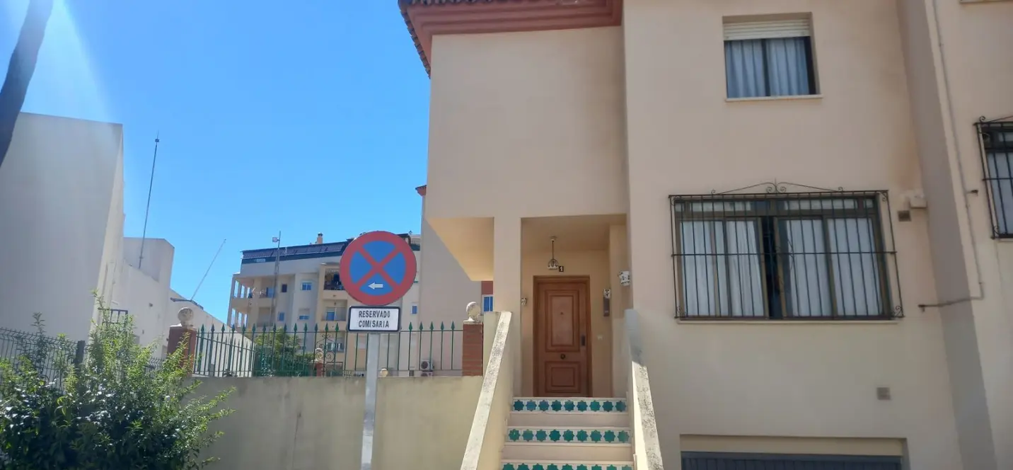 Venta de casa pareada en Estepona 0