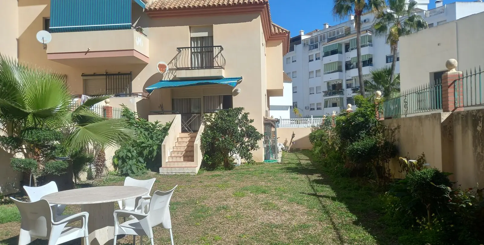 Venta de casa pareada en Estepona 8