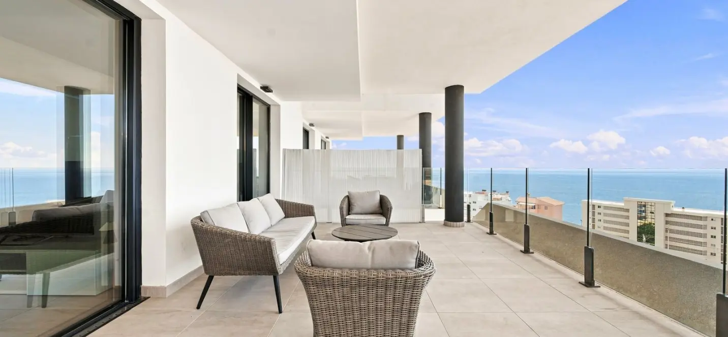 Продажа апартаментов на среднем этаже в Fuengirola 1