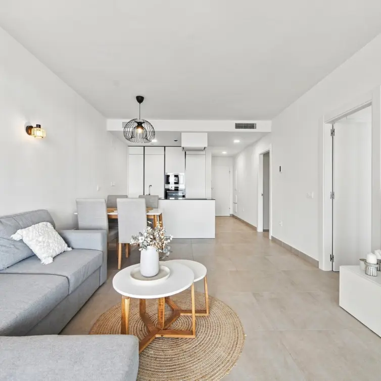 Продажа апартаментов на среднем этаже в Fuengirola