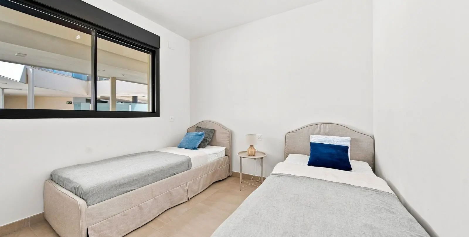 Продажа апартаментов на среднем этаже в Fuengirola 11