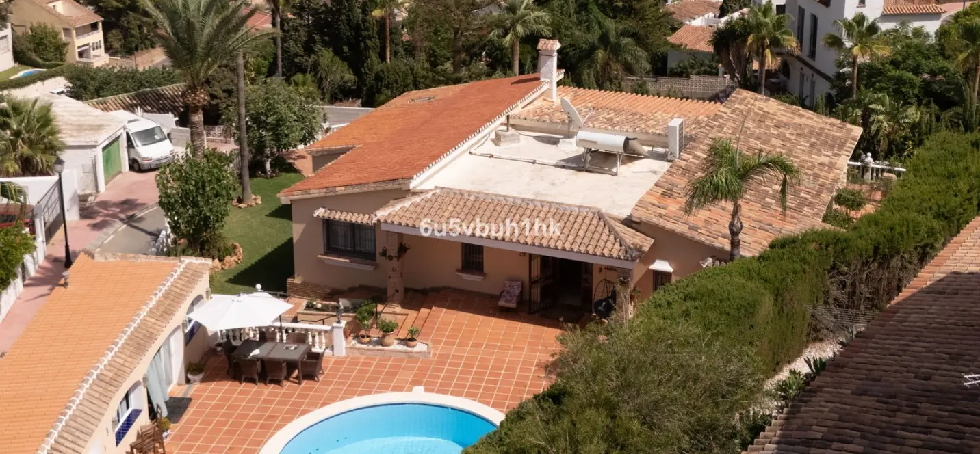 Продажа  отдельно стоящей виллы в Torreblanca 2