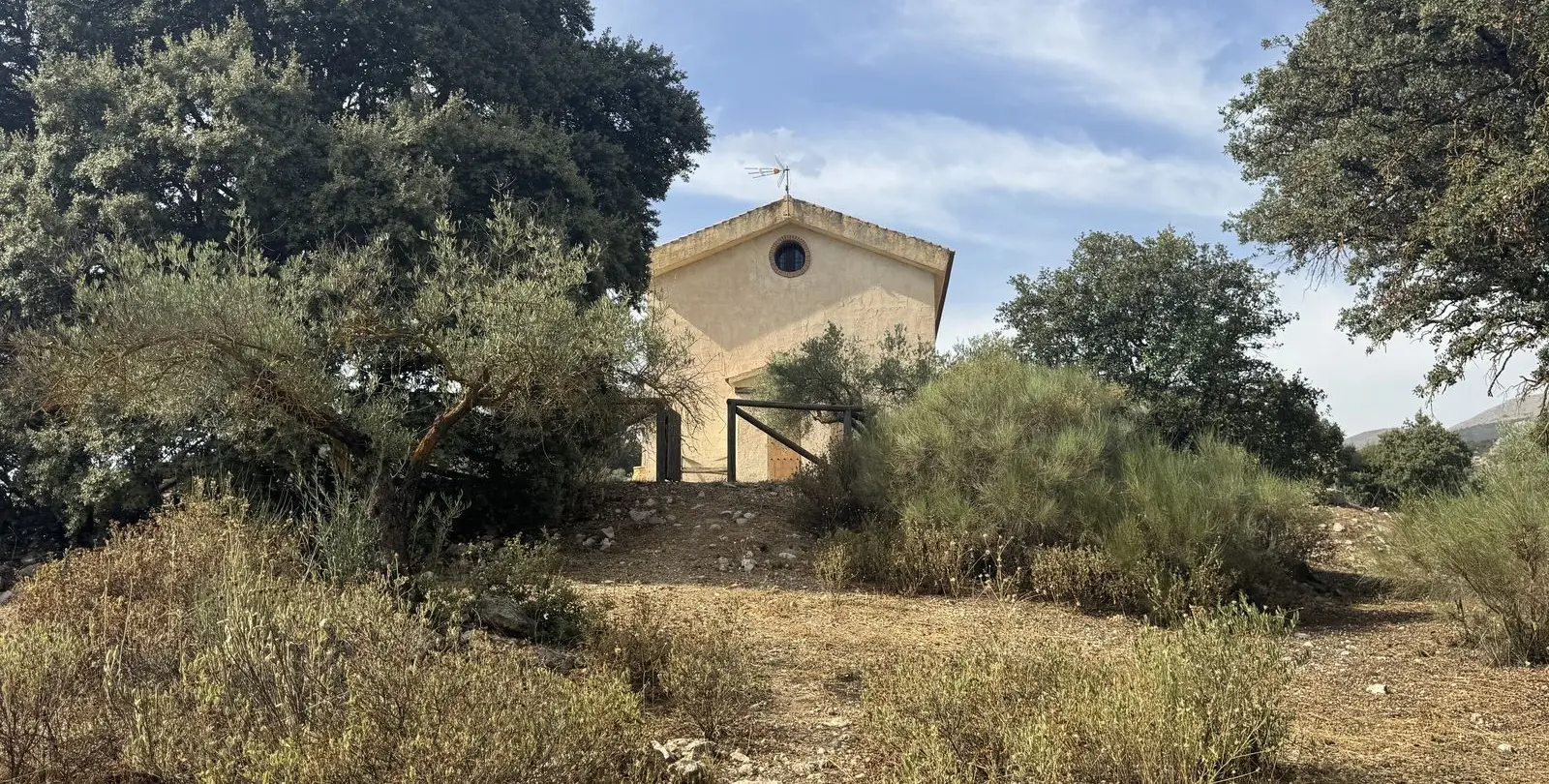 Venta de finca - cortijo en Alfarnate 1