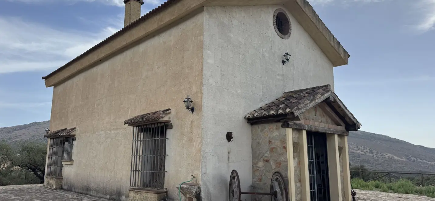 Venta de finca - cortijo en Alfarnate 3
