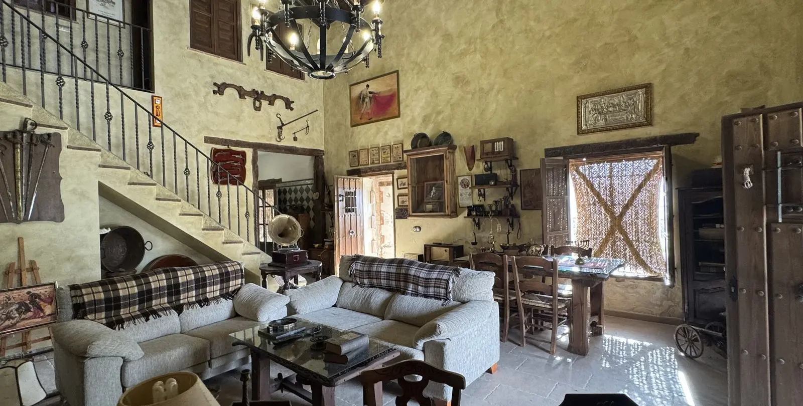 Venta de finca - cortijo en Alfarnate 15