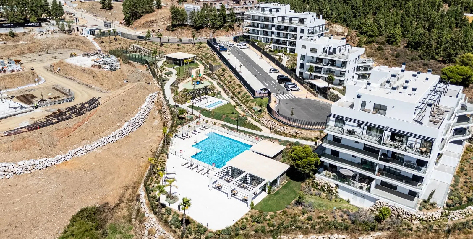 Venta de apartamento en planta baja en El Chaparral 25