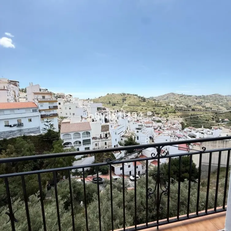 Sale of detached villa in South of spain