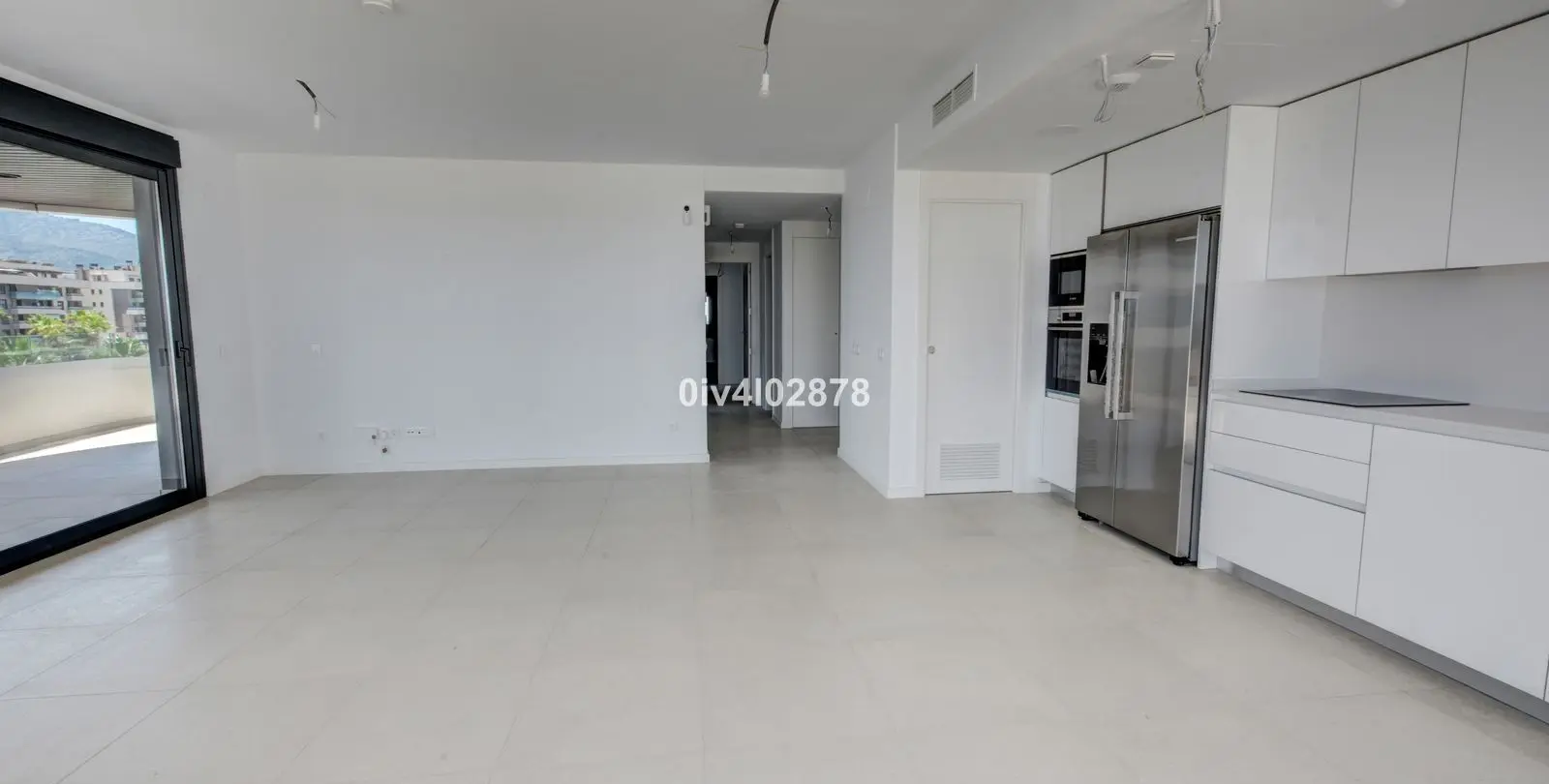 Sale of middle floor apartment in Los Alamos 14