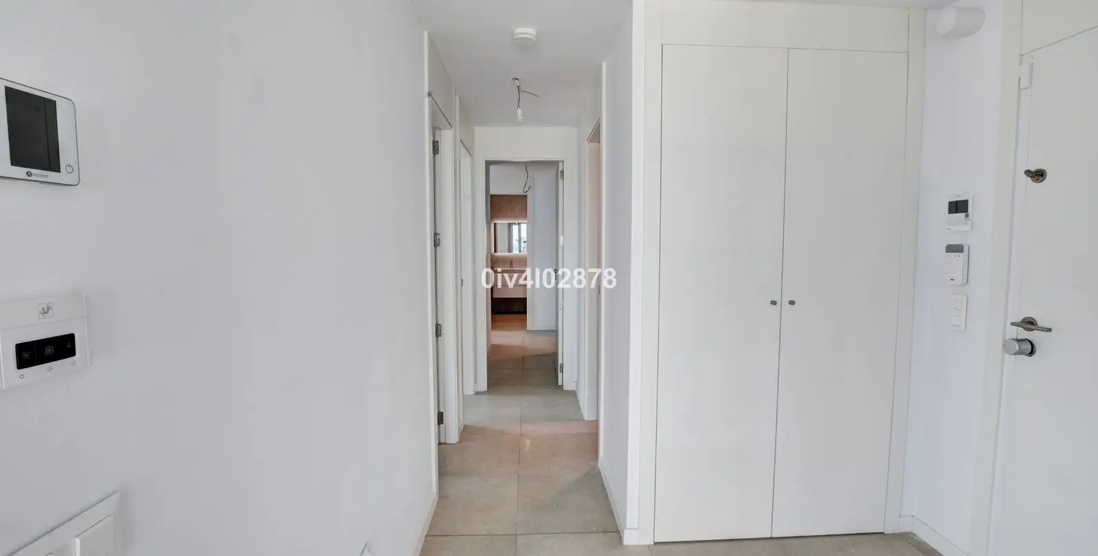 Sale of middle floor apartment in Los Alamos 25