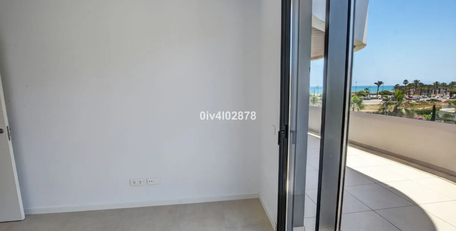 Sale of middle floor apartment in Los Alamos 28