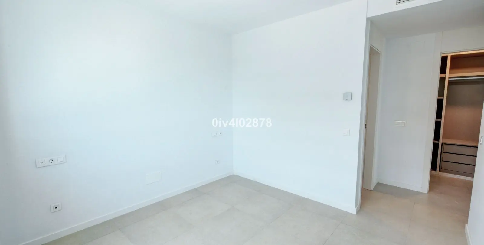 Sale of middle floor apartment in Los Alamos 33
