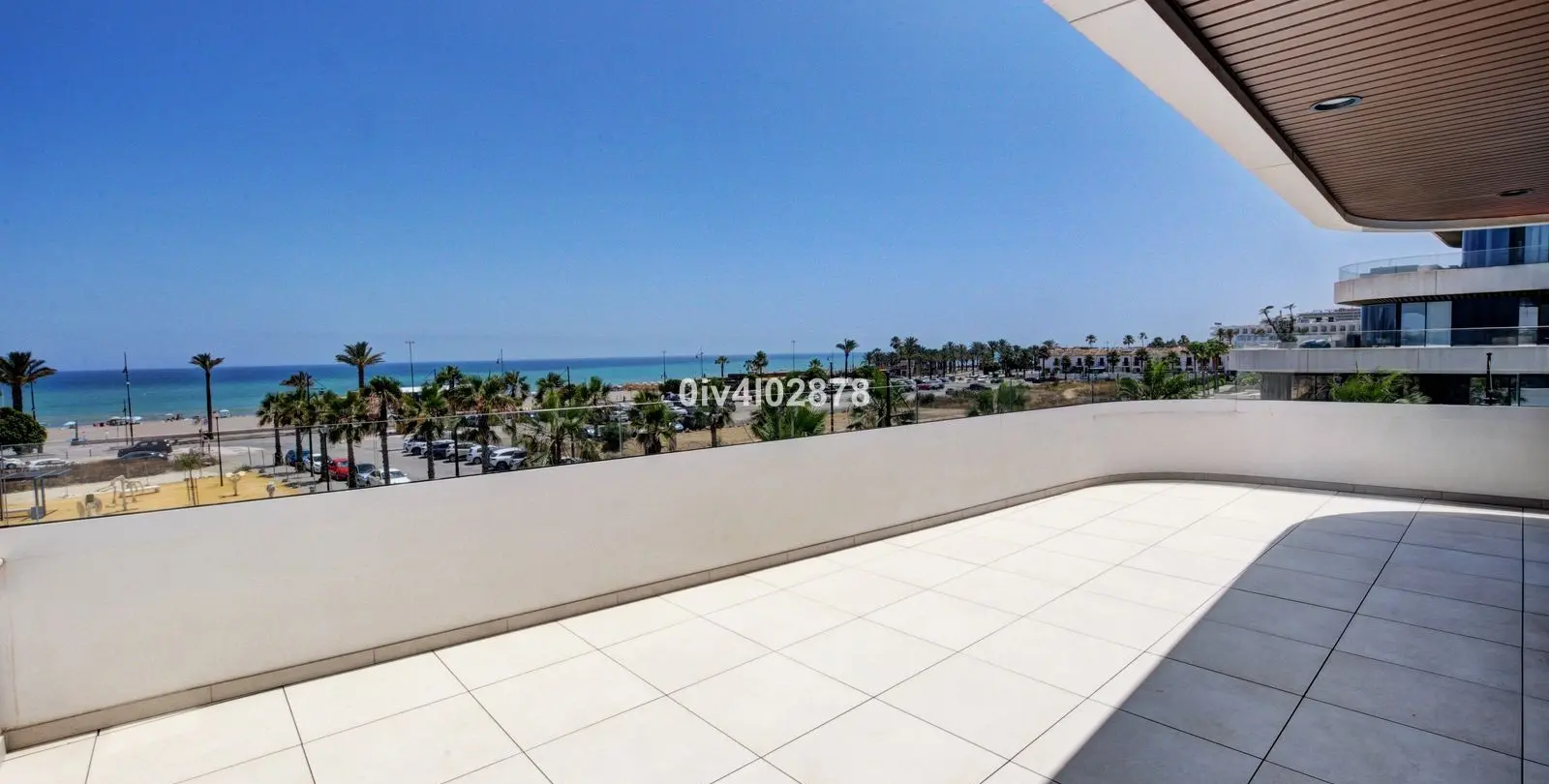 Sale of middle floor apartment in Los Alamos 36