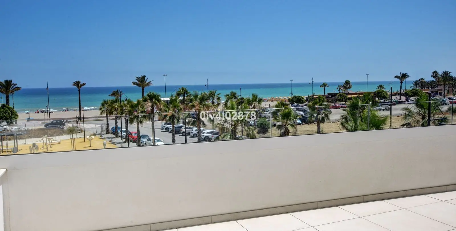 Sale of middle floor apartment in Los Alamos 37