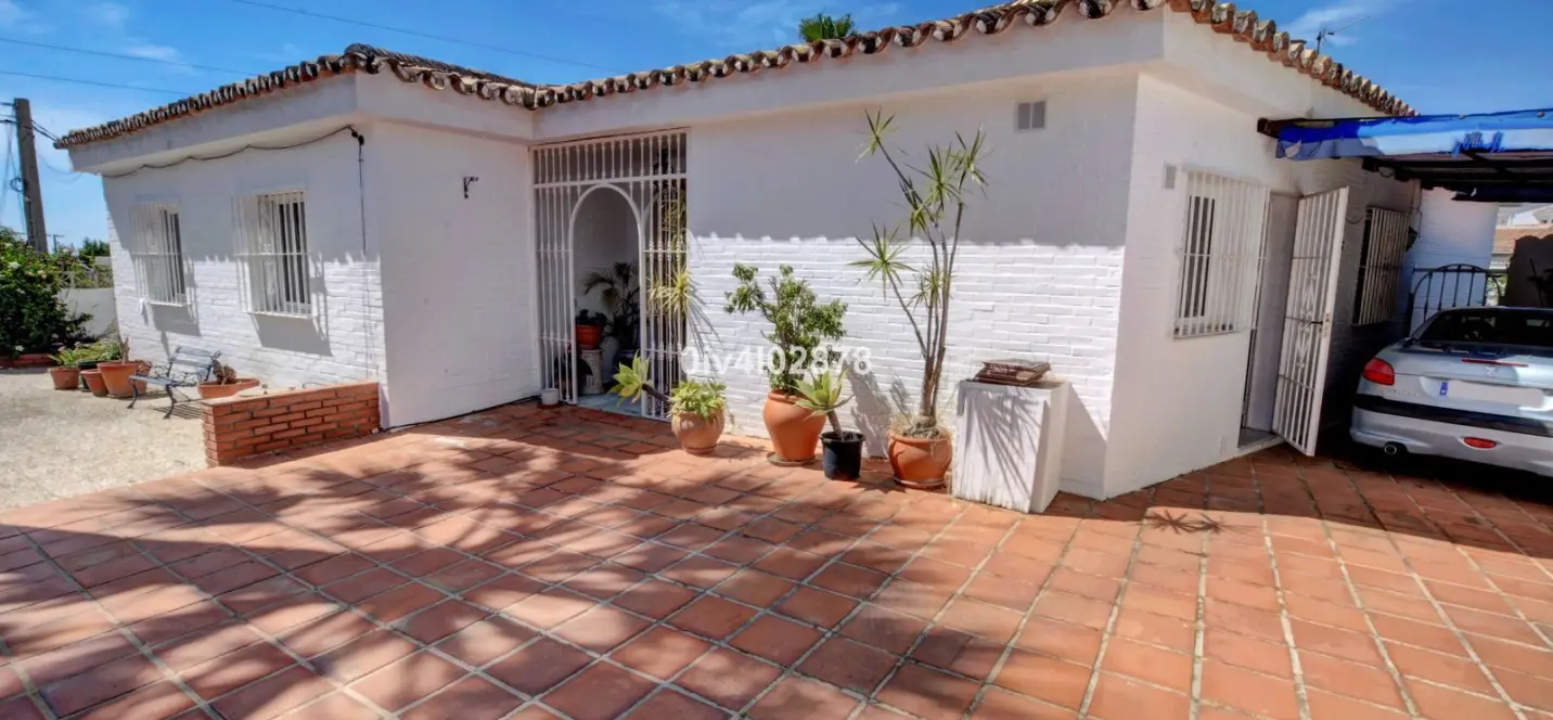 Sale of detached villa in La Capellania 1