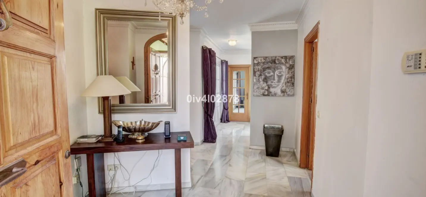 Sale of detached villa in La Capellania 4