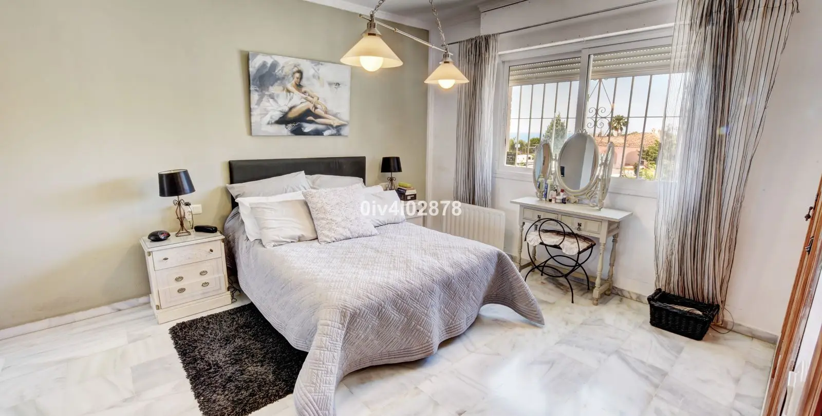 Sale of detached villa in La Capellania 22