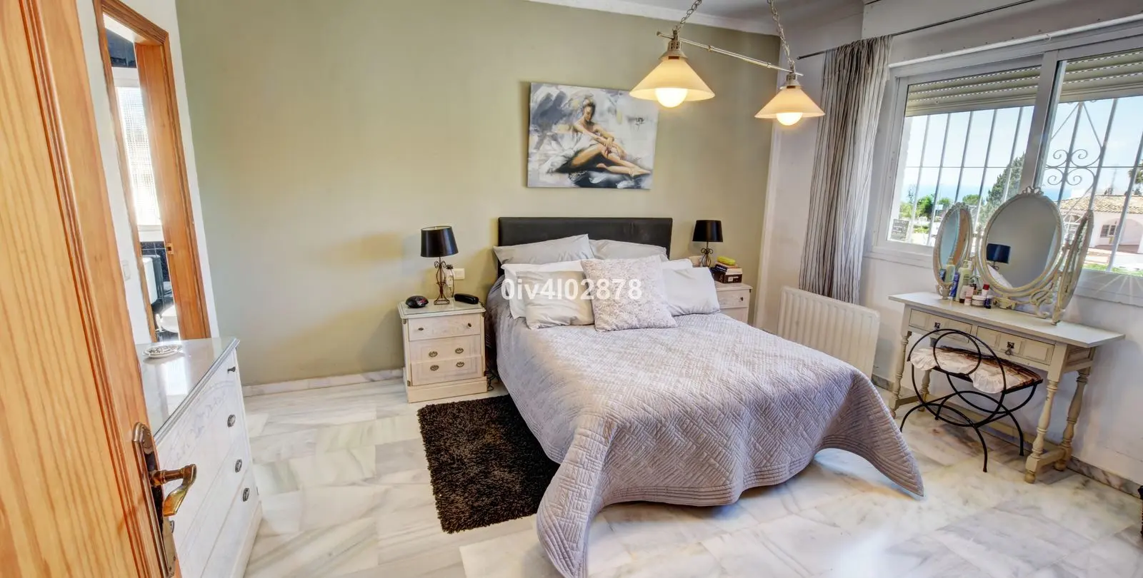 Sale of detached villa in La Capellania 24