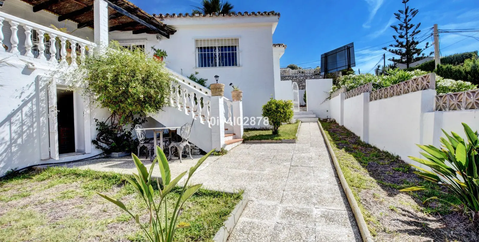 Sale of detached villa in La Capellania 32