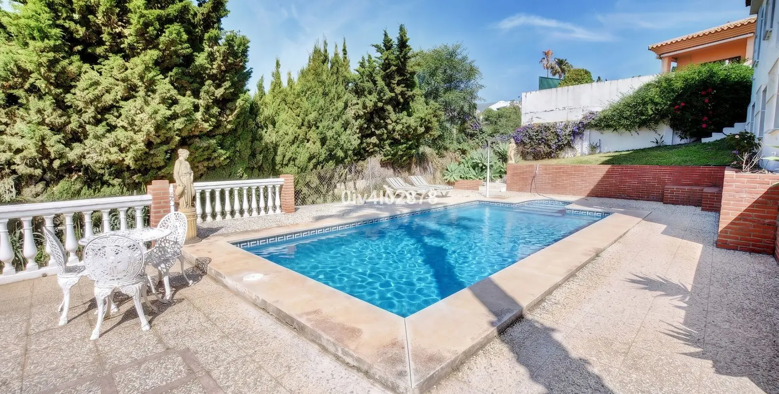 Sale of detached villa in La Capellania 34