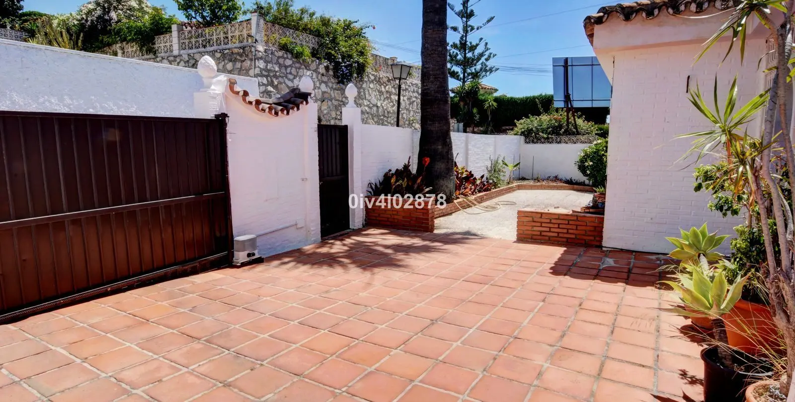 Sale of detached villa in La Capellania 53