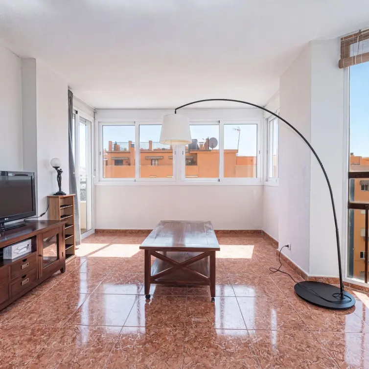 Venta de apartamento en planta media en Fuengirola