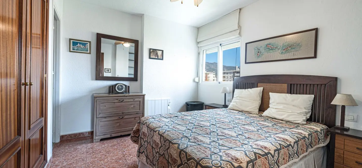 Venta de apartamento en planta media en Fuengirola 2