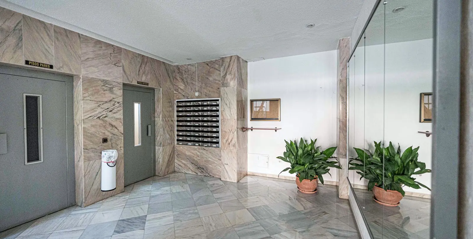 Venta de apartamento en planta media en Fuengirola 37
