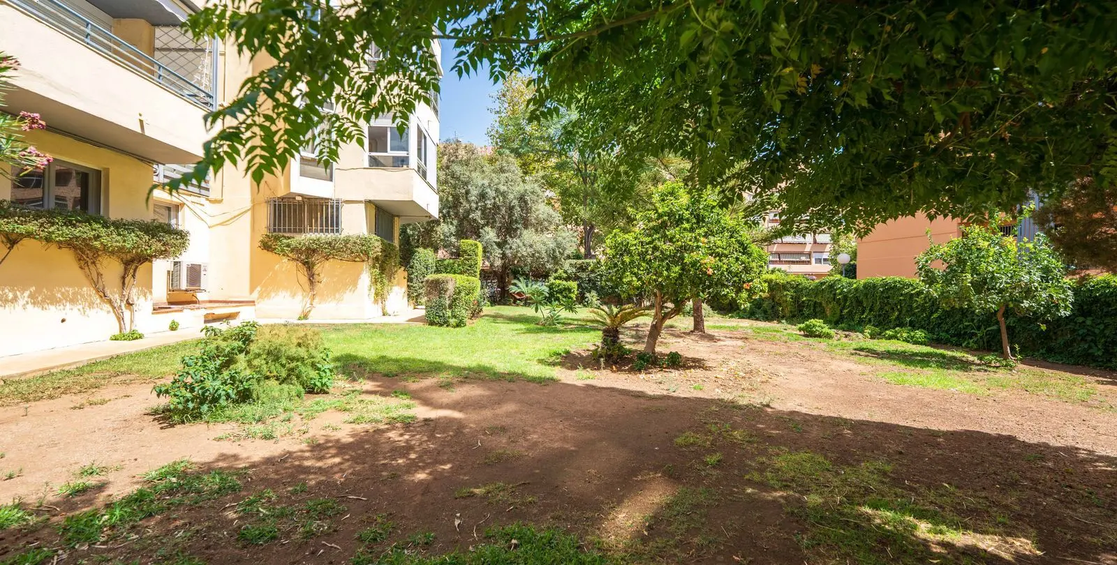 Venta de apartamento en planta media en Fuengirola 46