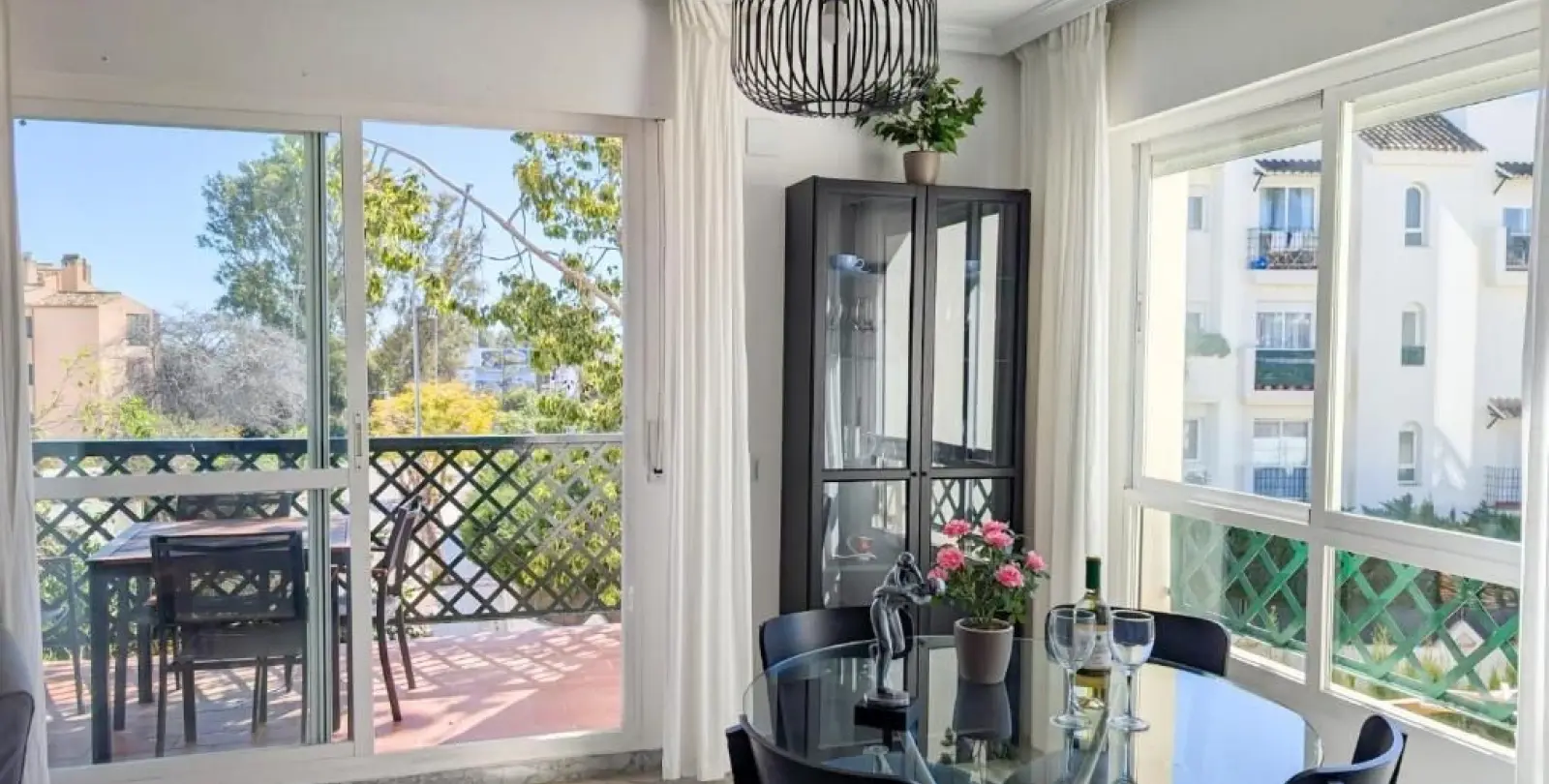 Venta de apartamento en planta media en Marbella 6