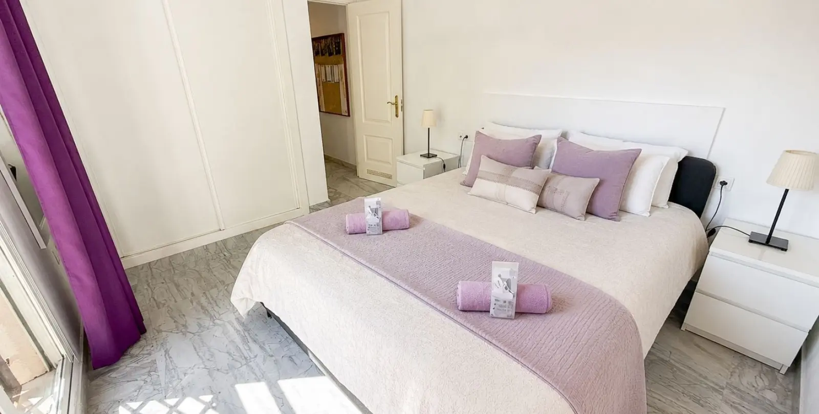 Venta de apartamento en planta media en Marbella 12