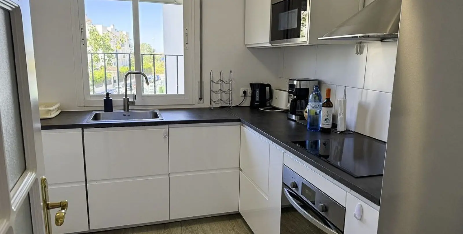 Venta de apartamento en planta media en Marbella 15