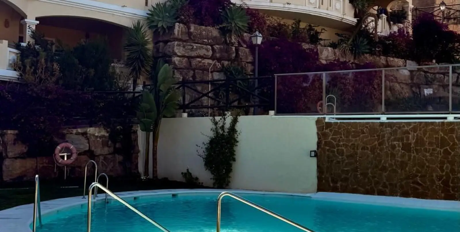 Sale of ground floor apartment in Elviria 7