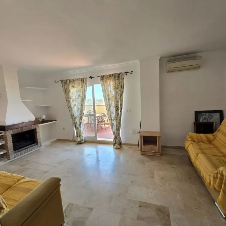 Sale of penthouse in Fuengirola