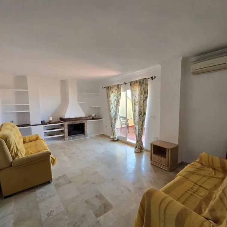 Sale of penthouse in Fuengirola