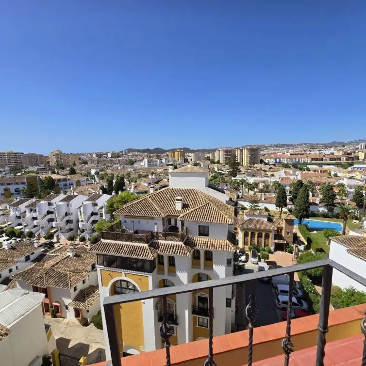 Sale of penthouse in Fuengirola