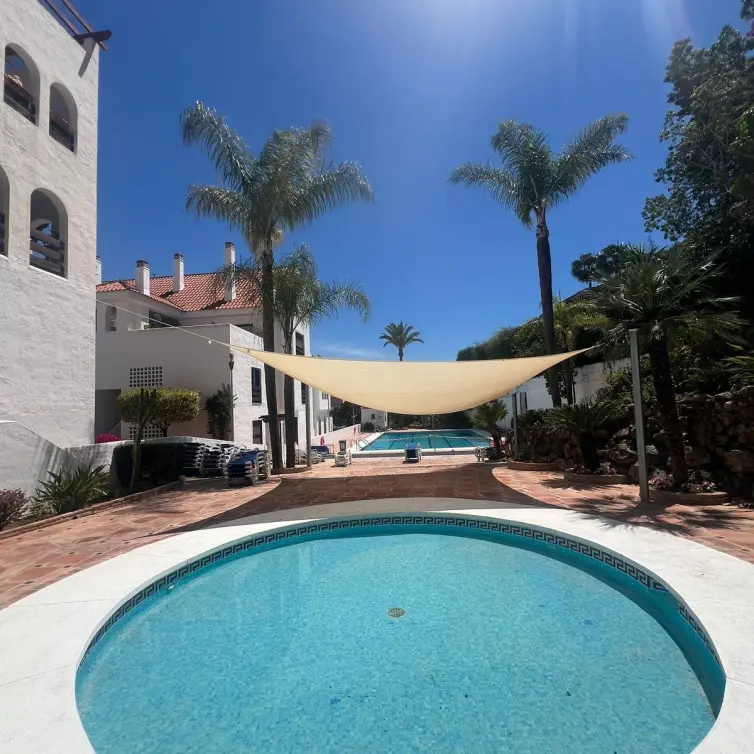 Venta de apartamento en planta baja en Nueva Andalucía