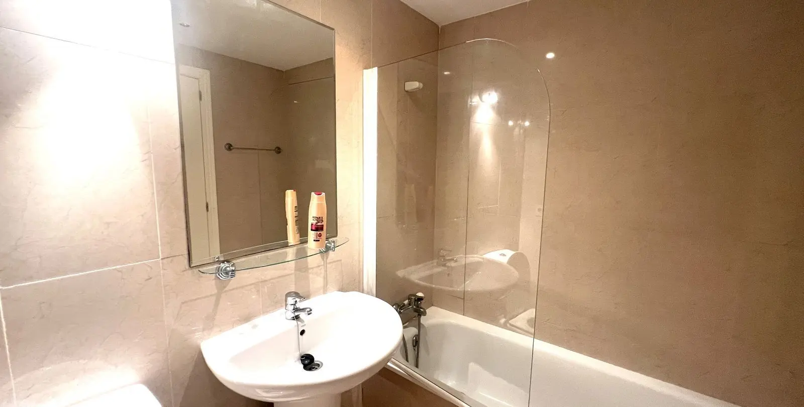 Venta de apartamento en planta baja en Nueva Andalucía 7