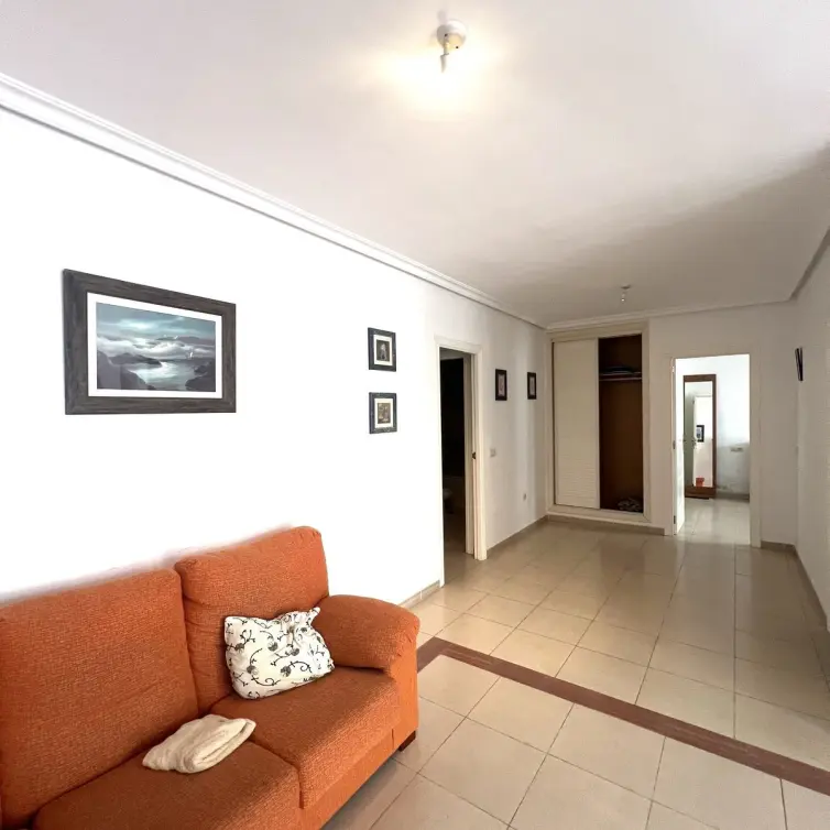 Venta de apartamento en planta baja en Nueva Andalucía