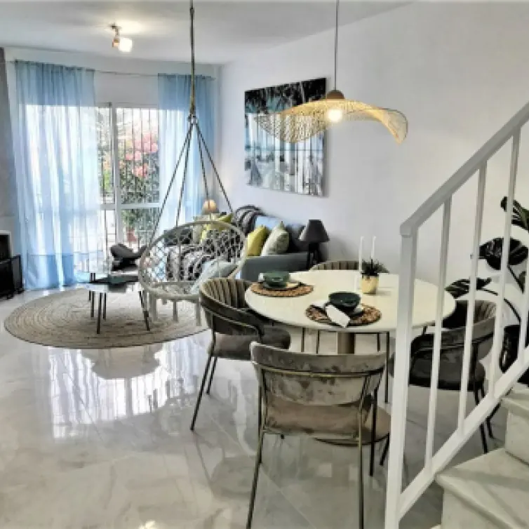 Venta de adosado en Estepona